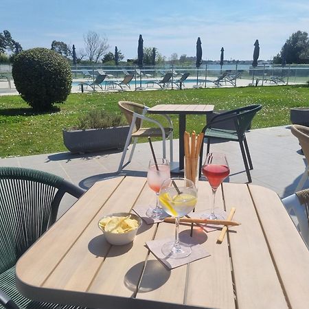 Ariane Hotel Fos Sur Mer Fos-sur-Mer Bagian luar foto