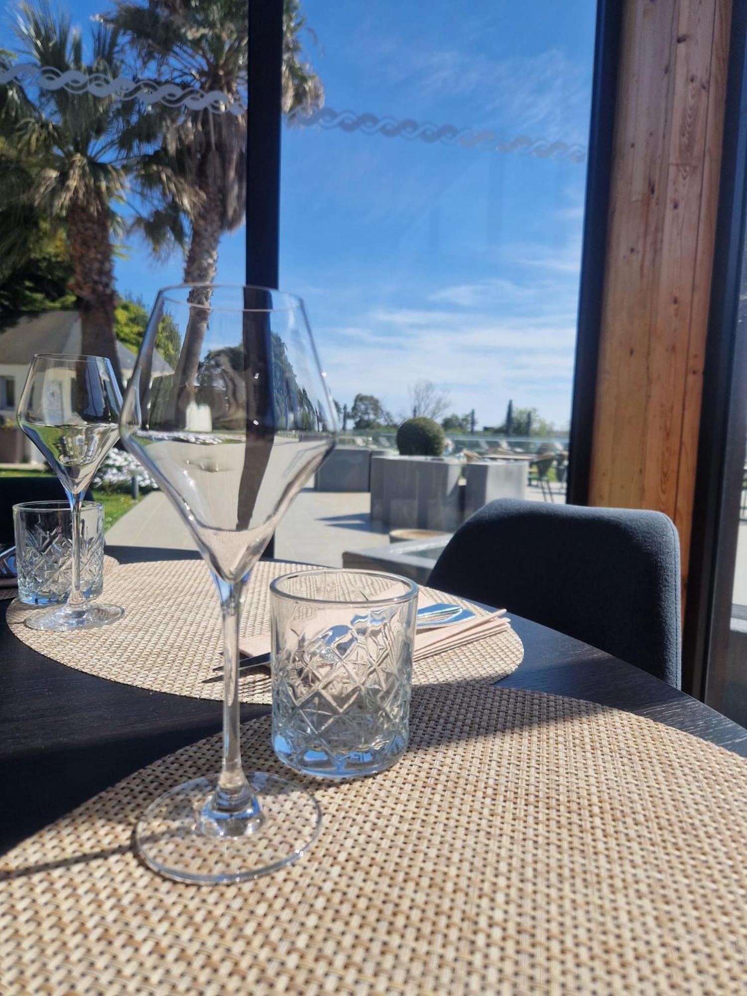 Ariane Hotel Fos Sur Mer Fos-sur-Mer Bagian luar foto